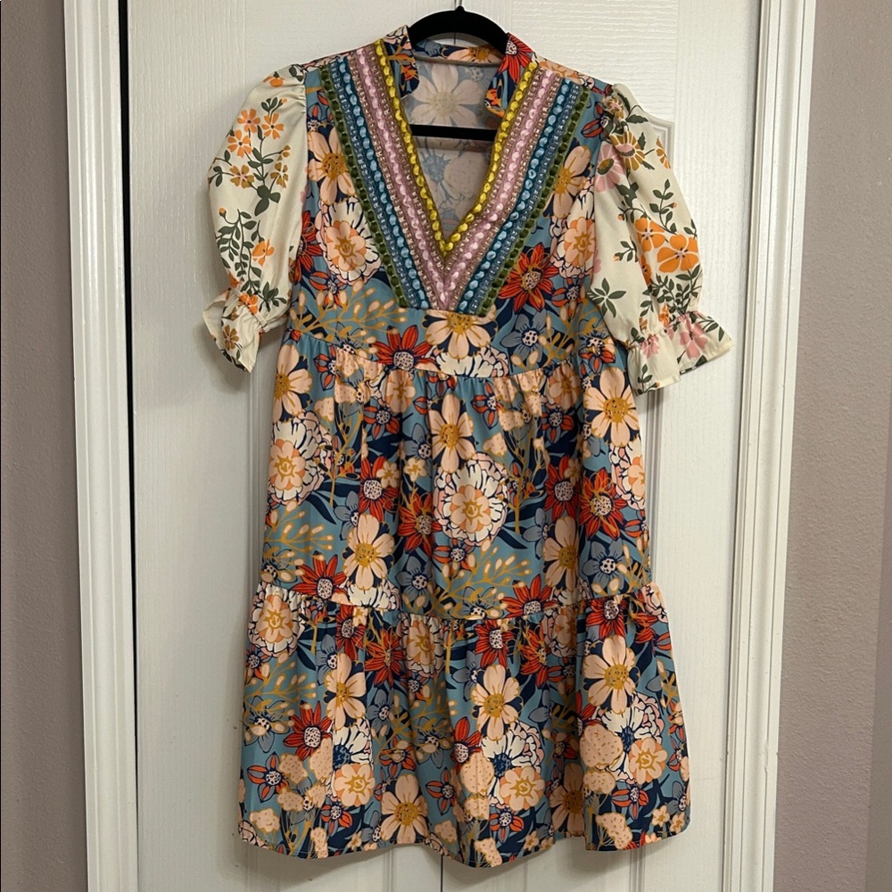 Floral Casual Dress with Multicolor Design